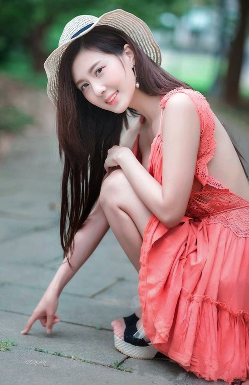 开云中国-叶夫根尼娅·奇库诺娃赛后感谢团队支持，叶夫根尼约瑟夫维奇盖杜奇克